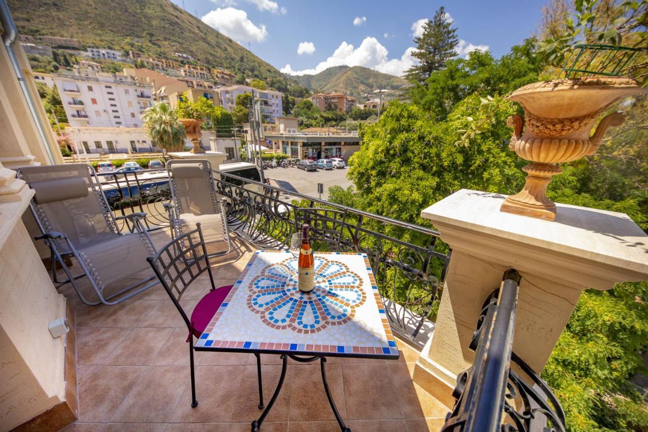 Liberty House Apartment Чефалу Екстериор снимка